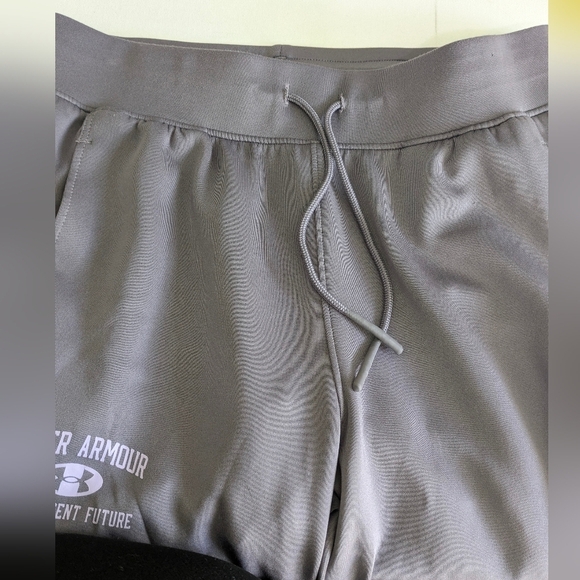 UNDER ARMOUR Women's UA IWD  Performance Pants Snap Panels Purple Size XS EUC - Picture 10 of 13